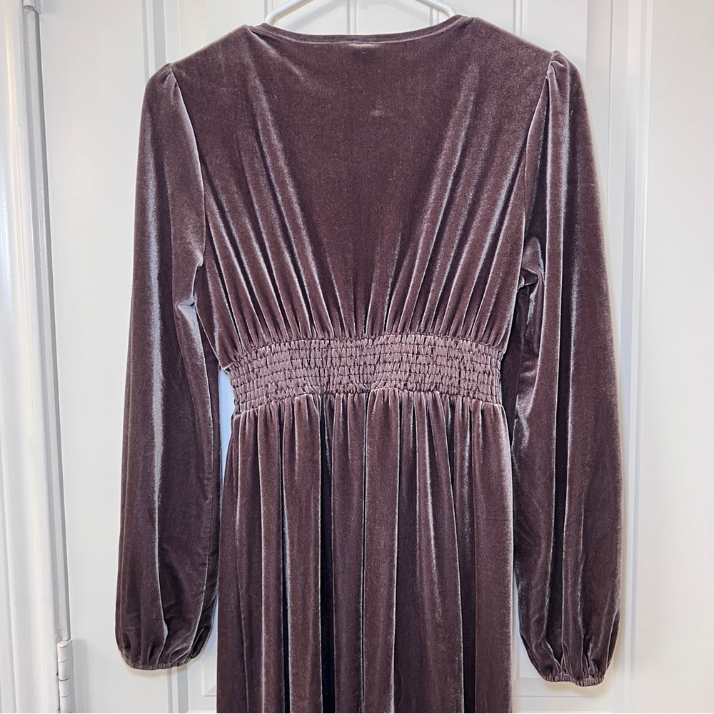 SHEIN Deep Brown Velvet Long Sleeve Women’s XS Dress Empire Waist V Neck - Picture 7 of 16